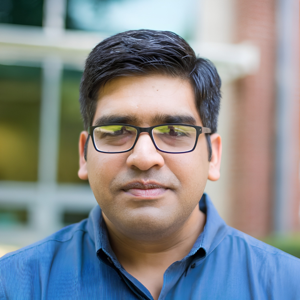 IIT Delhi alumnus Vinayak Agarwal, tech award winner